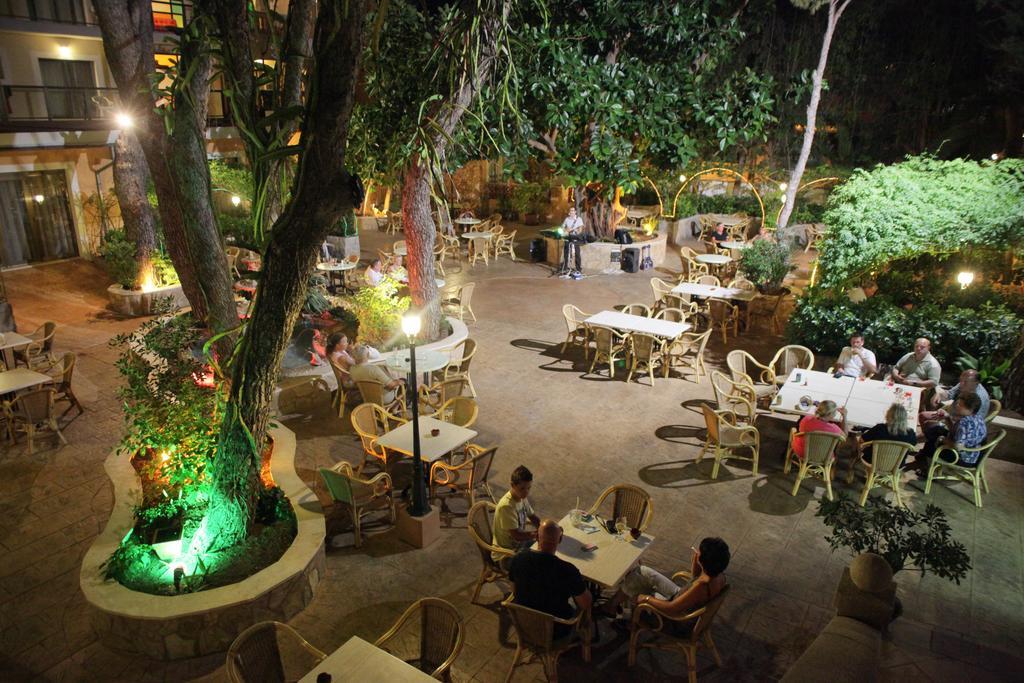 Hotel Baviera Cala Ratjada  Εξωτερικό φωτογραφία