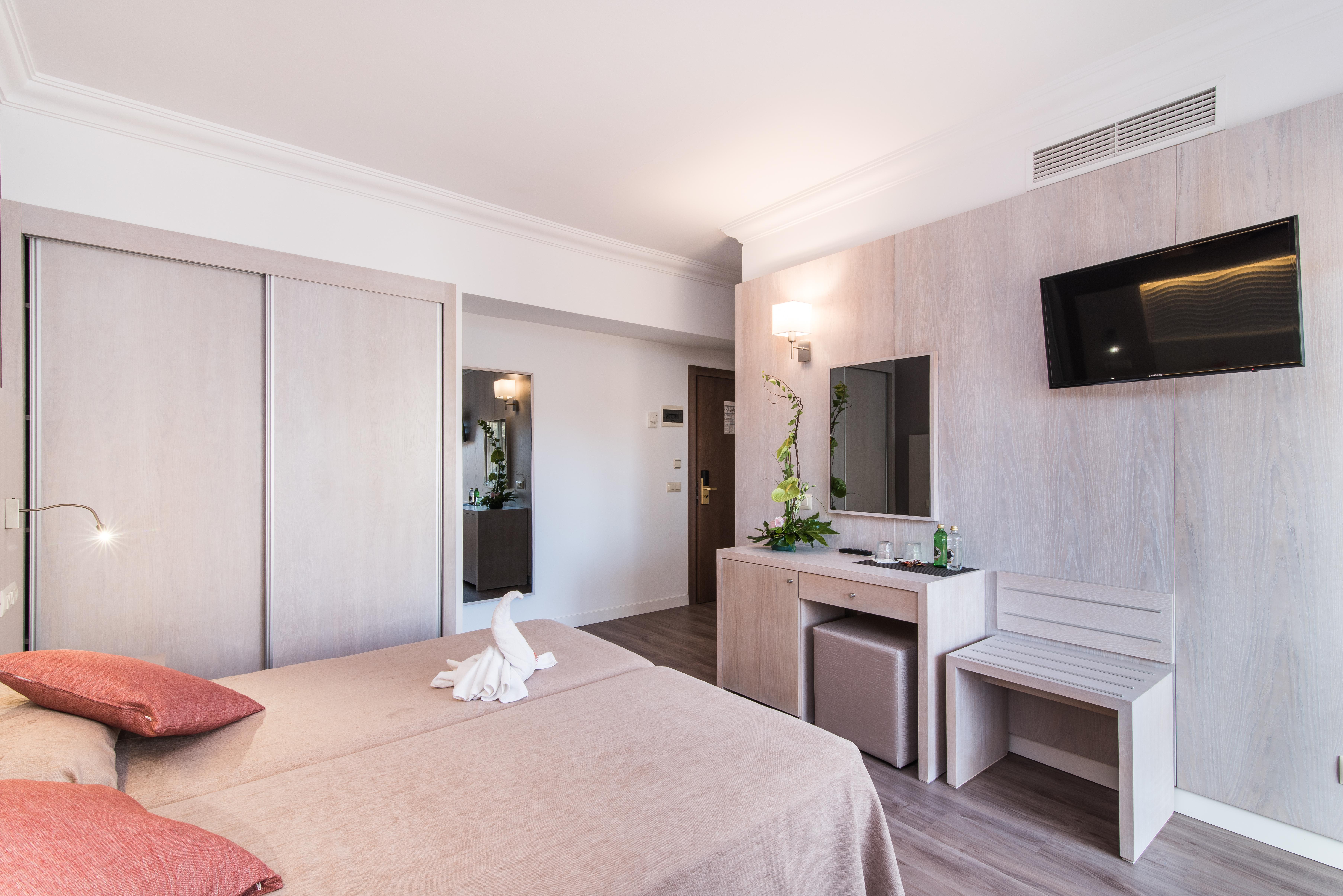 Hotel Baviera Cala Ratjada  Εξωτερικό φωτογραφία