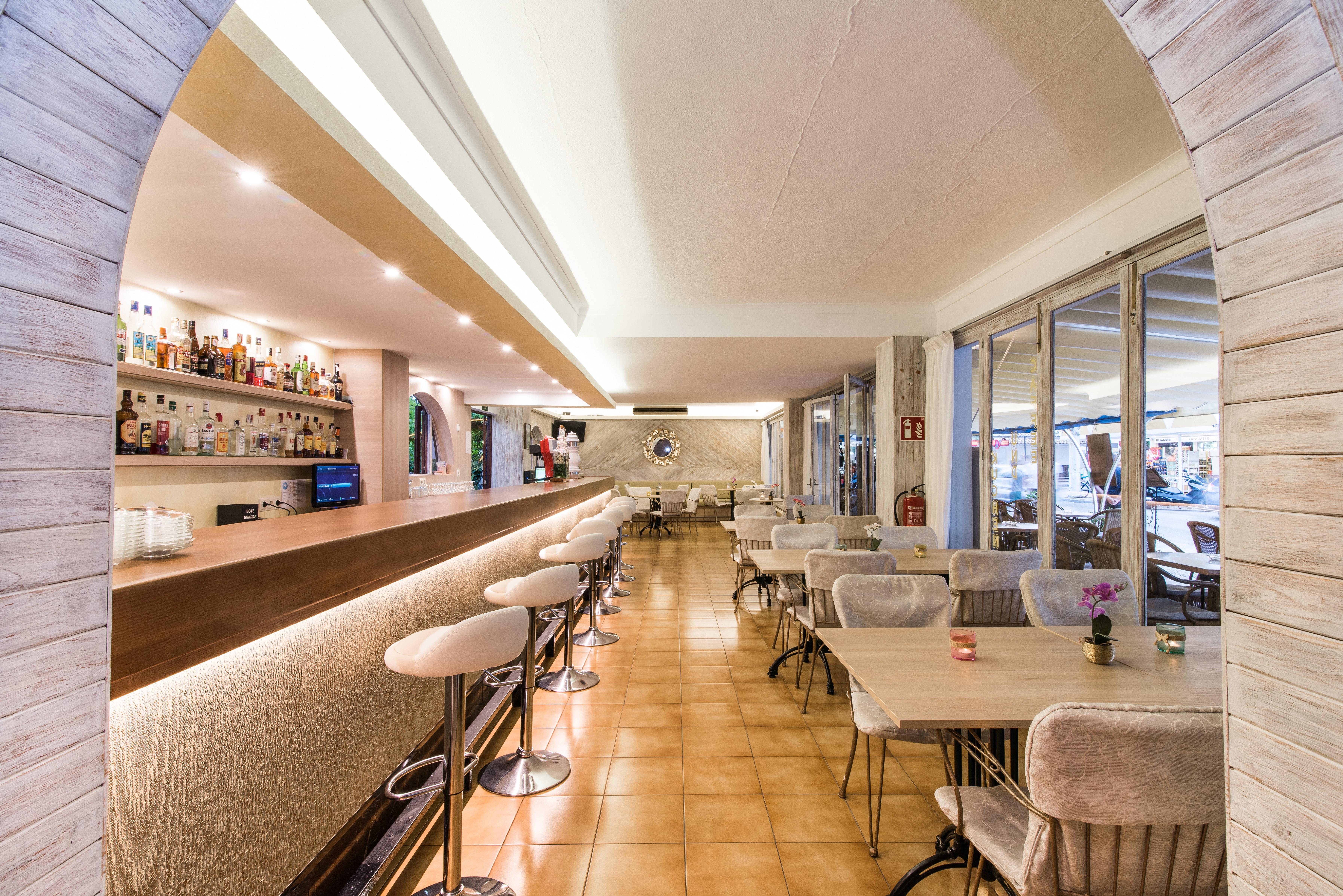 Hotel Baviera Cala Ratjada  Εξωτερικό φωτογραφία